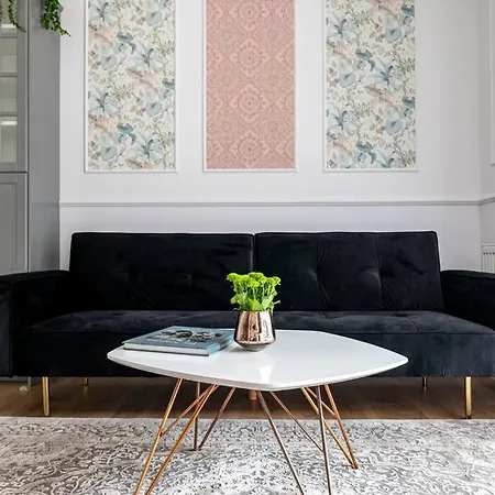 Hello Heaven 아파트